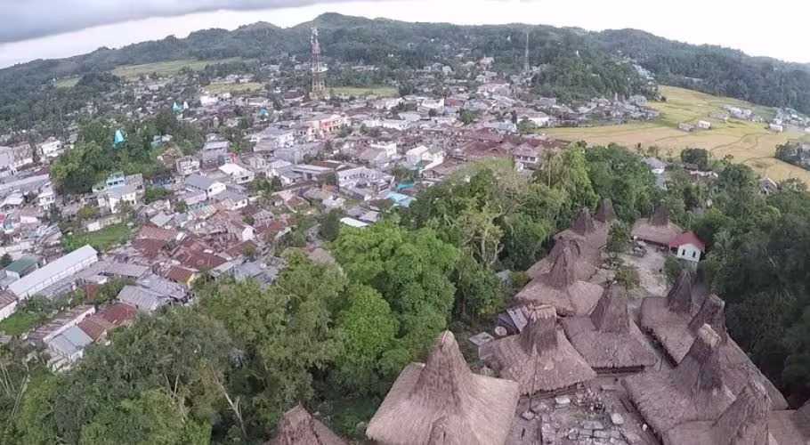 Waikabubak Waikabubak Sumba Luftaufnahme Waikabubak Waikabubak Sumba Luftaufnahme